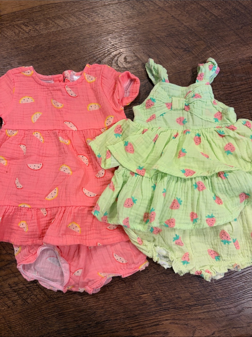 Set of 2 fruit-print baby dresses with bloomers, size 6 M